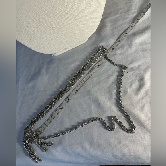 Long vintage double chain with abstract pendant - Picture 4 of 7